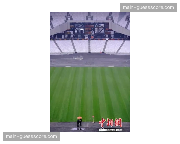 “工程进展：埃弗顿新球场布拉姆利-摩尔码头球场通过最终安全验收”